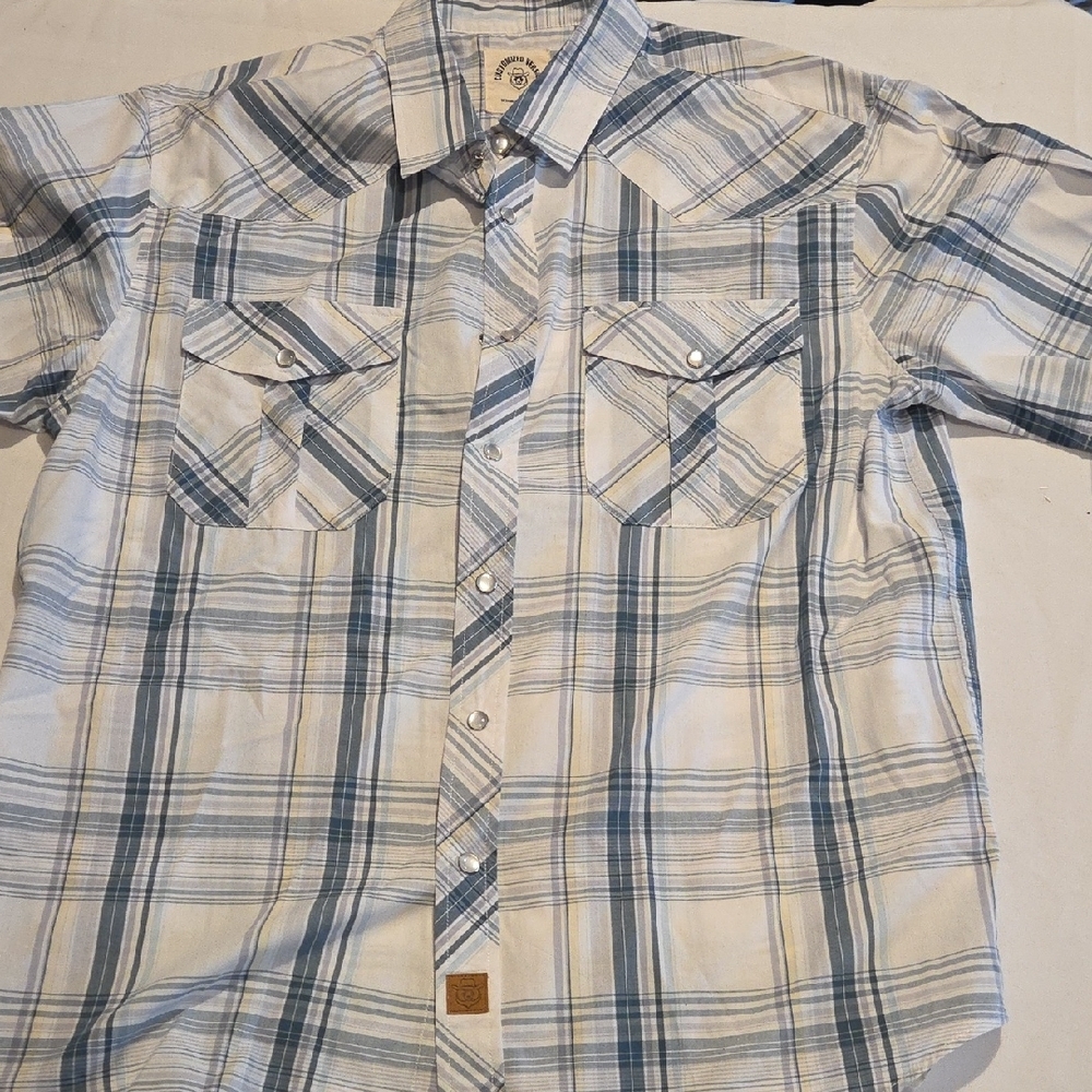 Stylish Blue and White Plaid Men's Shirt